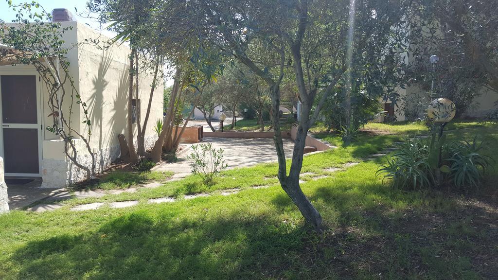 Villa Borgo Degli Ulivi Depandance à Capoterra Extérieur photo